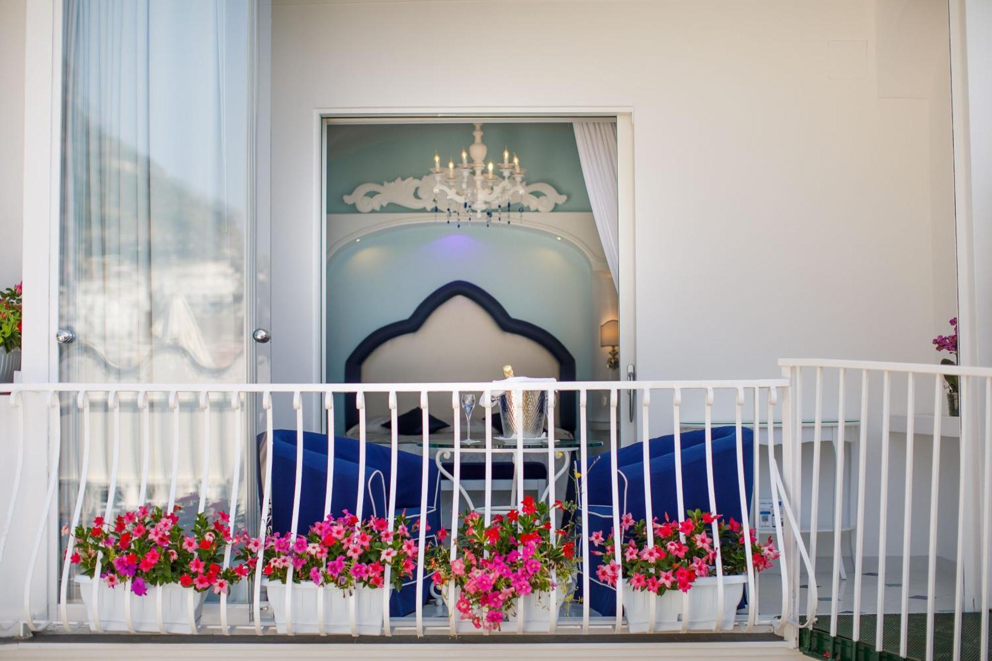 Villa Fiorentino Positano Værelse billede